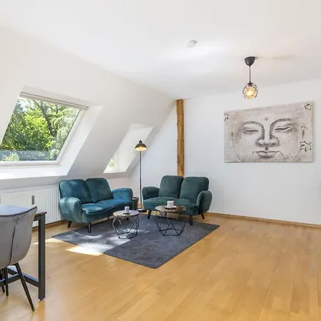 Free Living - Buddha Design, Natur, Parkplatz, Washer Wolfsburg