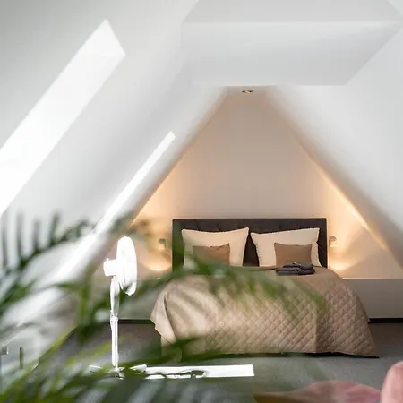 Free Living - Buddha Design, Natur, Parkplatz, Washer Apartment