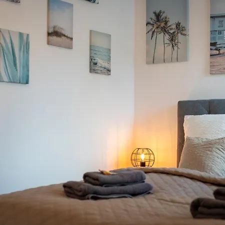 Free Living - Buddha Design, Natur, Parkplatz, Washer Apartment